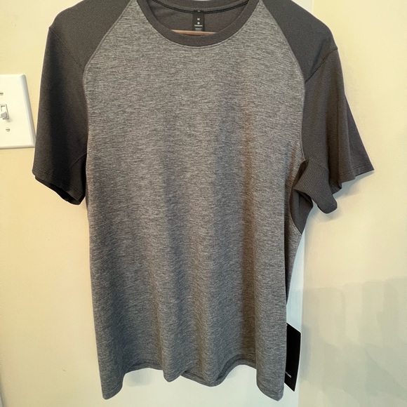 NWT Lululemon Sweat Stride Short Sleeve - Picture 7 of 7